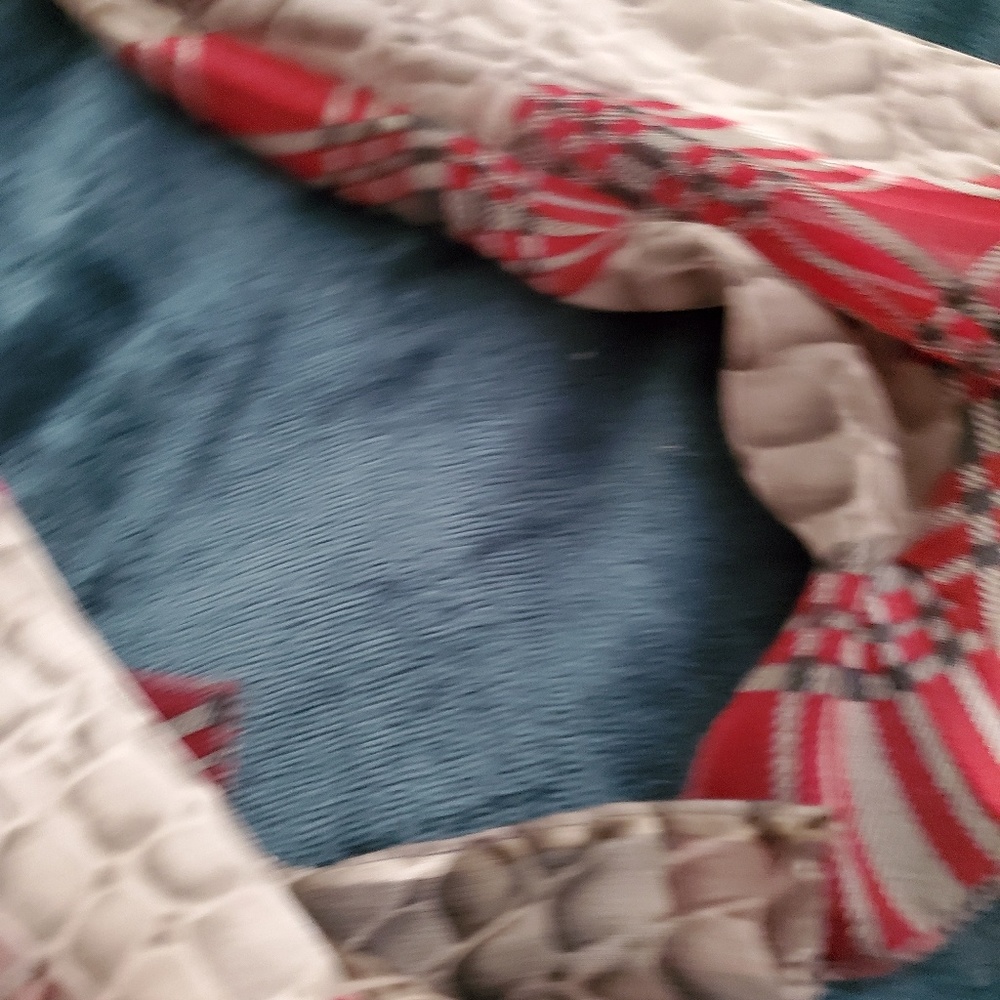 Scarves - Picture 6 of 8